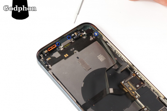 iphone 12 pro max charging connector step 26 image 1