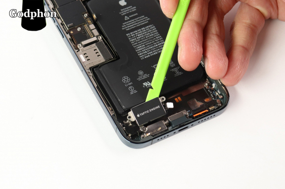 iphone 12 pro max vibrator step 17 image 3