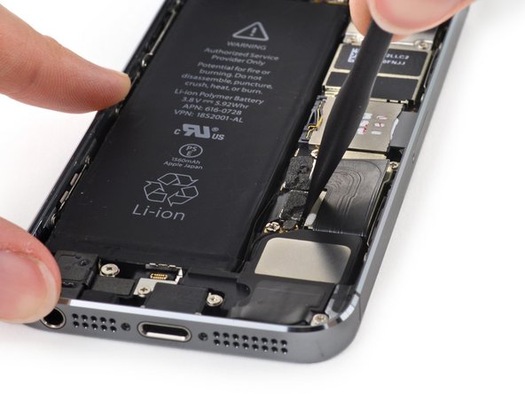 ایفون 5s LCD و Digitizer جایگزینی: مرحله 16، تصویر 1 از 2