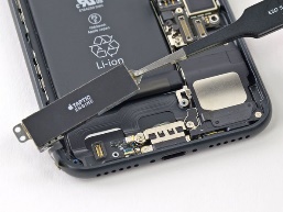 https://guide-images.cdn.ifixit.com/igi/pKLKmYAS6gFFWStc.medium