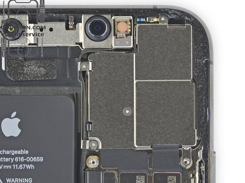 iphone-11-pro-rear-camera-2