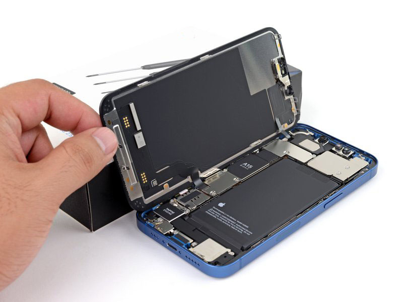 iphone 13 battery (27)