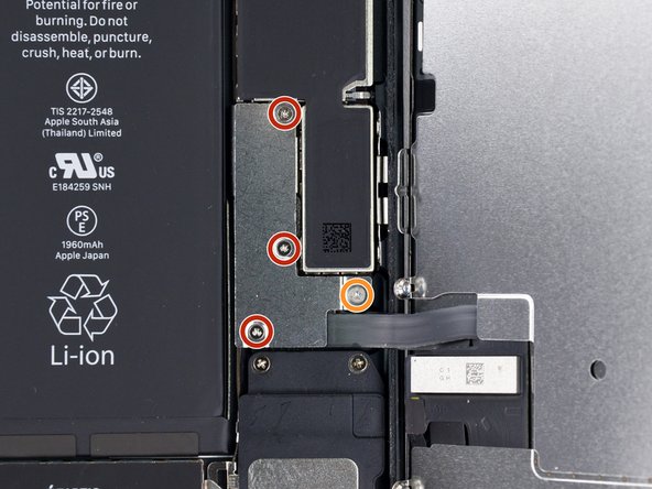 iPhone 7 Battery Replacement, Battery Disconnection: step 17, image 1 of 1