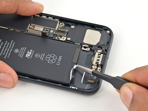 iPhone 7 Battery Replacement, Battery: step 29, image 3 of 3