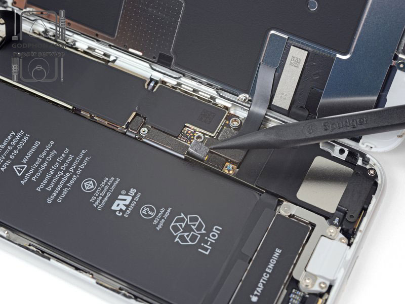 iphone se 2nd generation teardown (31)