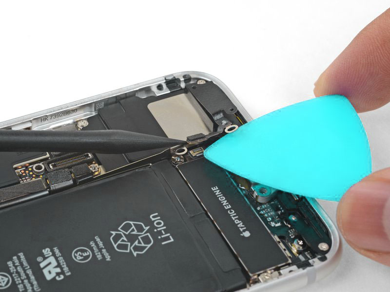 iphone se 2nd generation teardown (50)