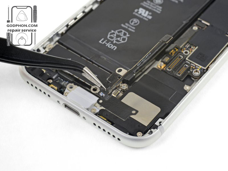 iphone se 2nd generation teardown (51)