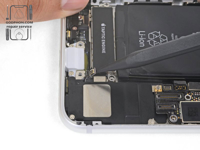 iphone se 2nd generation teardown (54)