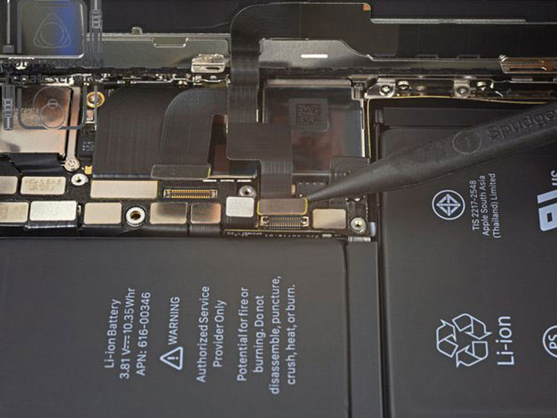 iphone-x-battery-(31)